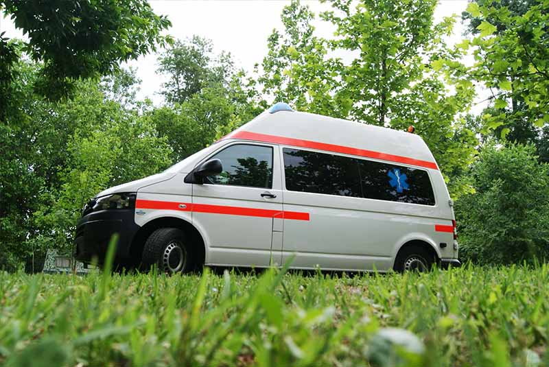 HELP TEAM TRANS sanitetski prevoz teško pokretnih nepokretnih