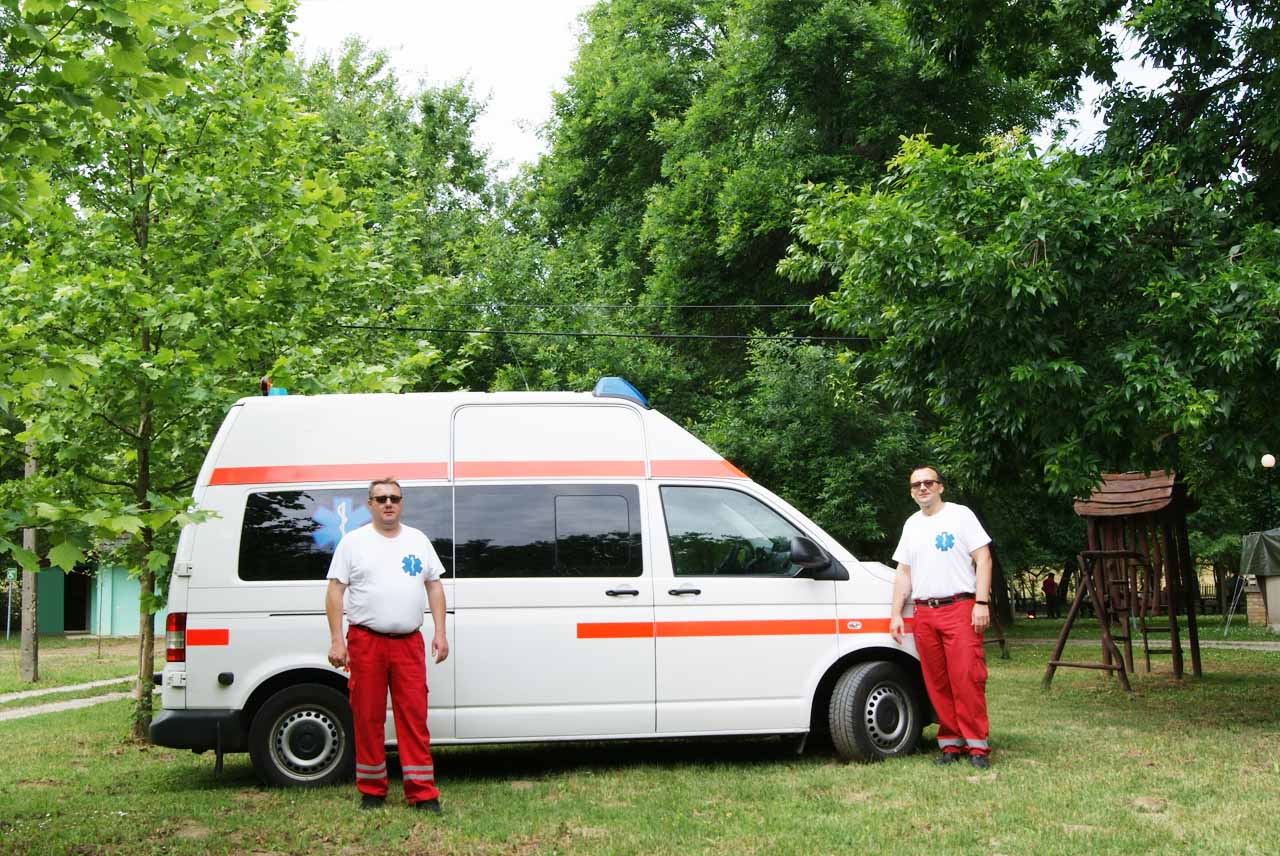 HELP TEAM TRANS sanitetski prevoz teško pokretnih nepokretnih