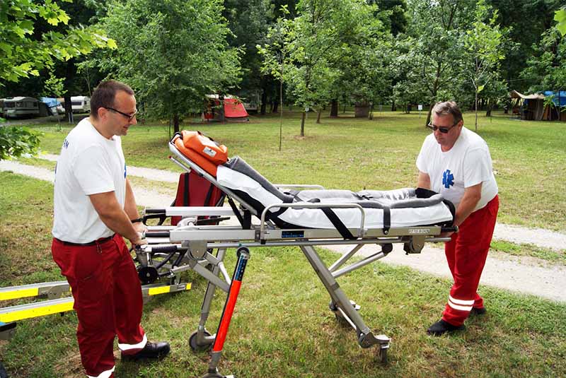 HELP TEAM TRANS sanitetski prevoz teško pokretnih nepokretnih